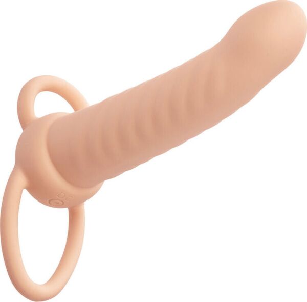 Dobbeltpenetrator CalExotics Performance Maxx Ribbed Dual Penetrator i elfenbensfarve med pungring