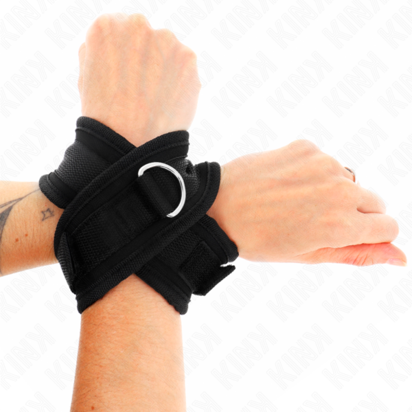 Sorte Kink Cross Cuffs håndledsmanchetter i krydsdesign