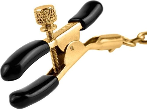 Fetish Fantasy Gold Chain Nipple Clamps brystvorteklemmer i guld og sort, forbundet med en kæde