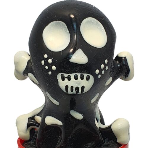 Novelty Kondom CONDOMERIE Skull Black Model 1 Håndmalet
